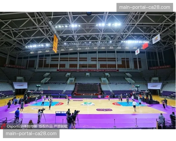 “沈阳辽宁体育馆完成季后赛前最后升级,重点改善灯光与音响系统” “沈阳辽宁体育馆完成季后赛前最后升级,重点改善灯光与音响系统”